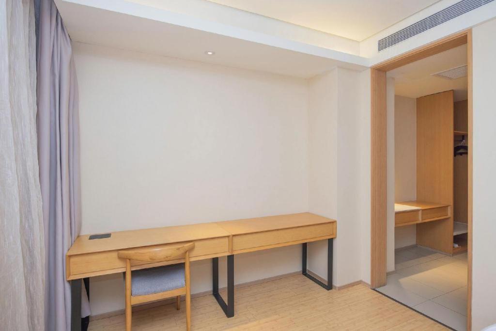 Ji Hotel Shanghai The Bund Tiantong Road Exterior photo